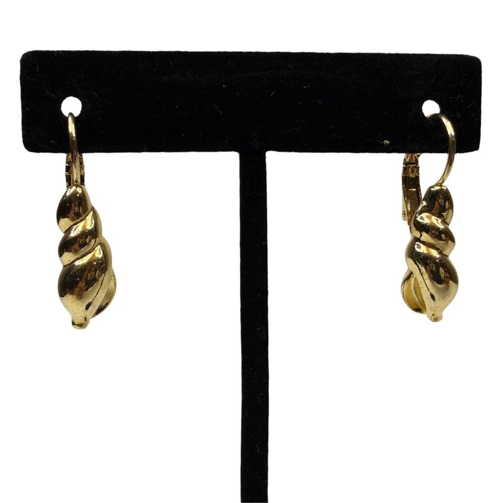 Vintage Mid Century Gold Tone Seashell Dangle Earrings Fashion Jewelry 1"